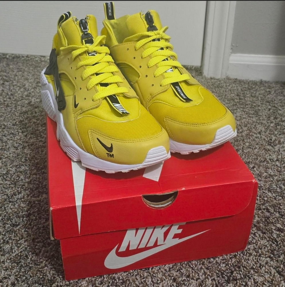 Nike Air Huarache Premium Zip Mens